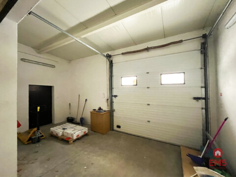 Business premises for rent