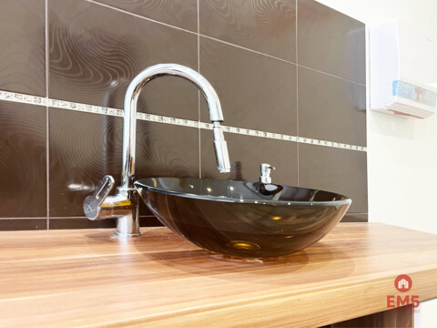 Помещения для бизнеса на продажу