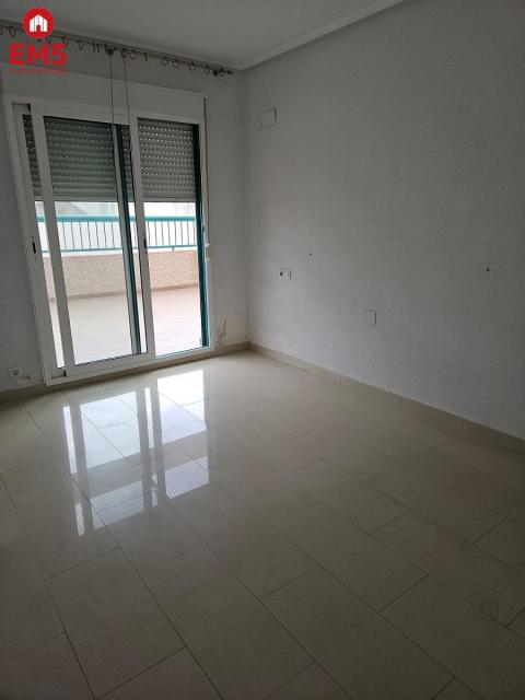 Apartament 4 pokoje / Torrevieja Playa del Cura /
