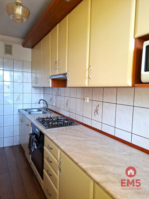 Mieszkanie 2-pokojowe na 3 piętrze