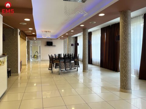 Business premises for rent