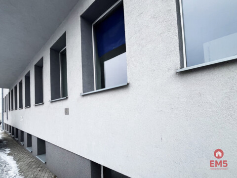 Lokal handlowo usługowy 100m2