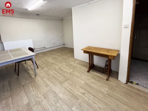 Business premises for rent