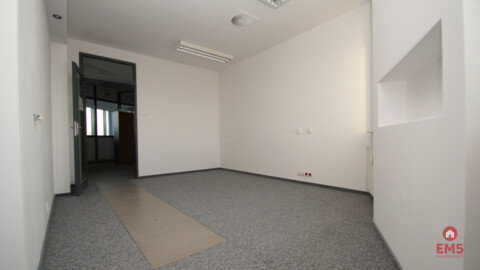 Business premises for rent