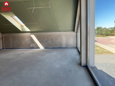 Business premises for rent