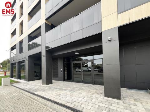 Prestiżowy lokal na parterze