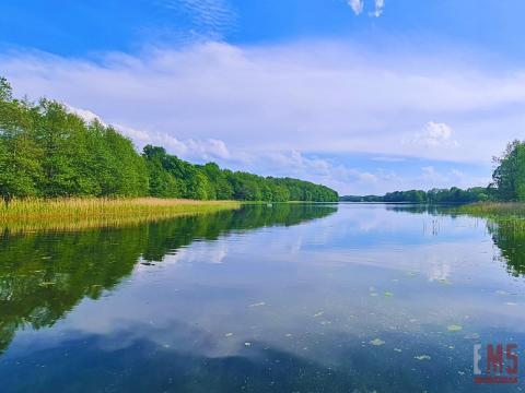 Działka budowlana - pierwsza linia jeziora Narie!