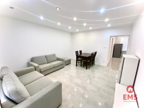 Mieszkanie 52 m² z działką 375 m² i garażem