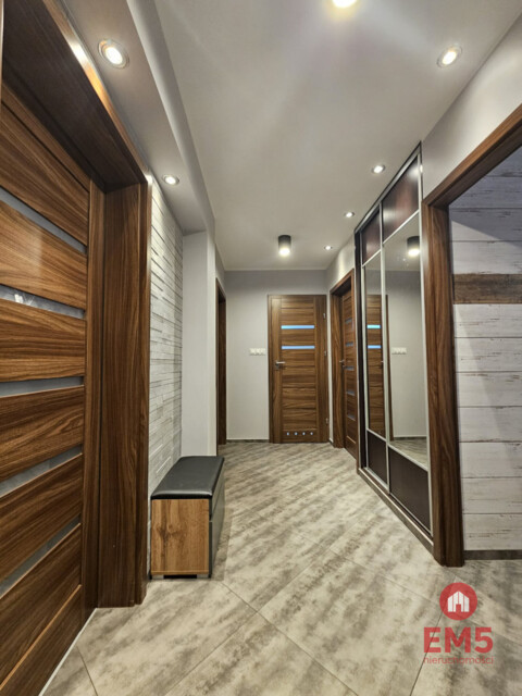 Przestronne 3 pokojowe mieszkanie