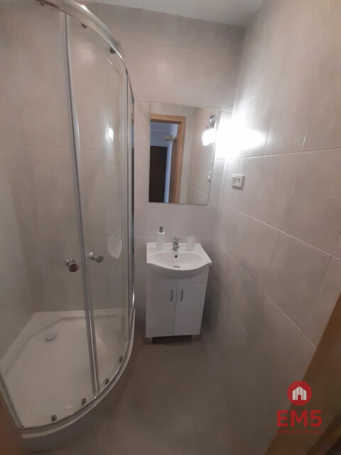 Pokój na wynajem, Legionowa