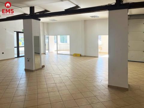 Business premises for rent