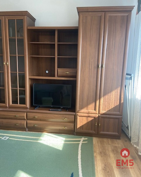 Zadbane 2-pokojowe mieszkanie obok basenu !!!