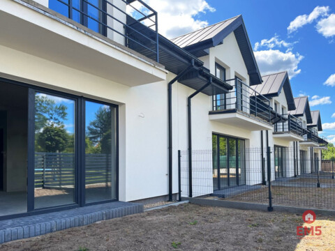 Szeregówki  w świetnej lokalizacji