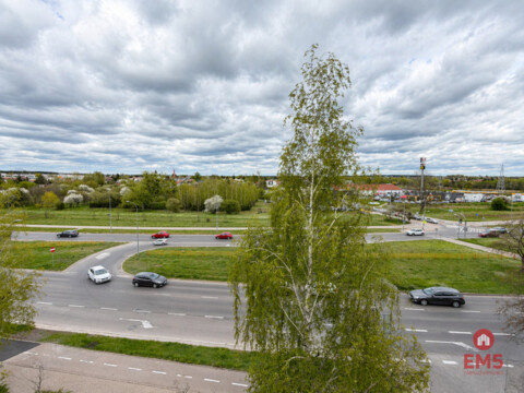 2 pokoje, świetna lokalizacja – Piastowska