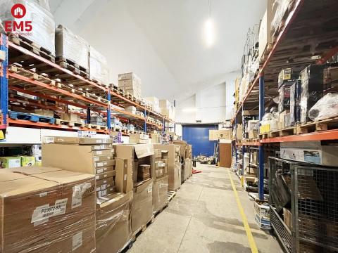 Business premises for rent