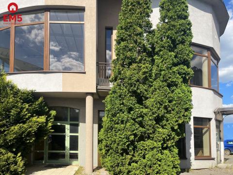 Business premises for rent