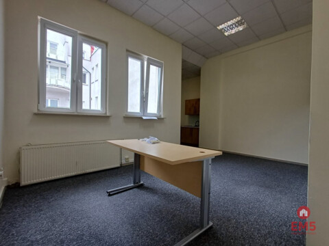 Business premises for rent