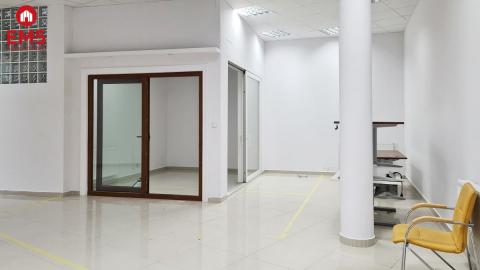 Lokal użytkowy 82 m2, parter