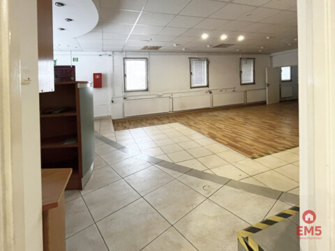 Business premises for rent