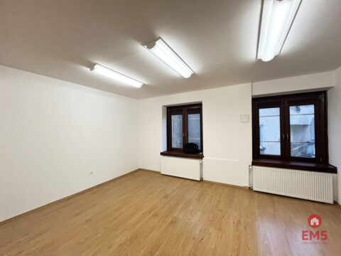 Business premises for rent