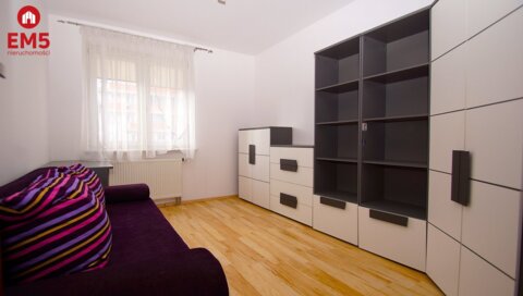 2 POKOJE - PRYWATNY PARKING - OD ZARAZ