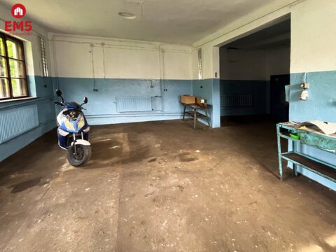 Business premises for rent