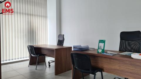 Business premises for rent