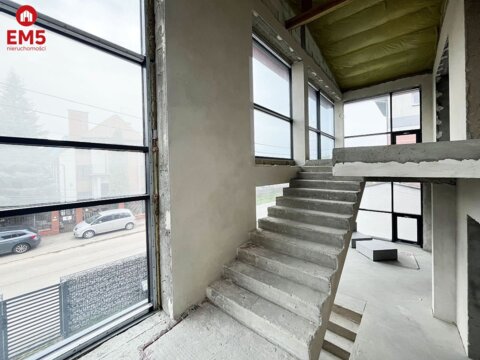 Business premises for rent