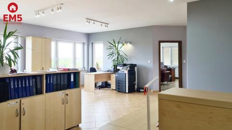 Lokal, kancelaria 111 m2. Centrum