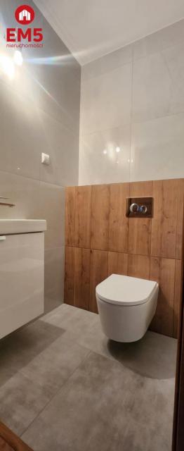 ul.Antoniukowska, 2013r, miejsce postojowe