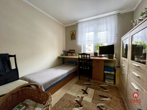 Dom szeregowy z lokalem usługowym