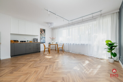 3-pokojowe z dużym balkonem