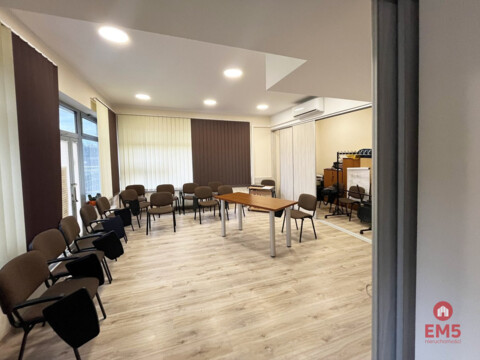 Business premises for sale