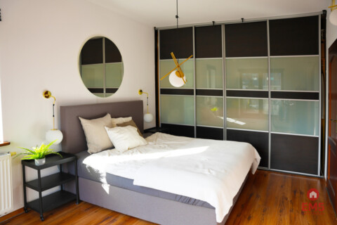 Business premises for rent