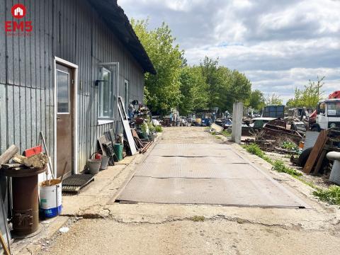 Hala 300m2, plac 1200 m2