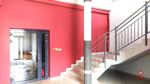 Business premises for rent