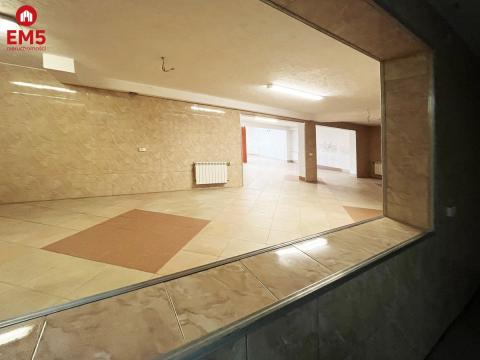 180 m2 na catering, handel, usługi