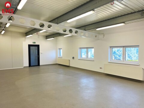 Lokale w nowoczesnym budynku