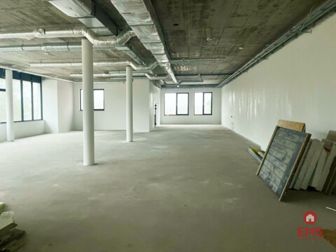 Nowoczesna powierzchnia 300 m2