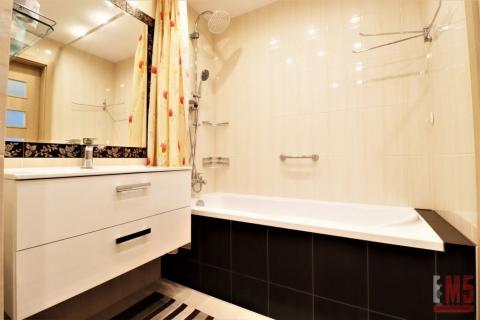 Apartament dwupoziomowy z garażem