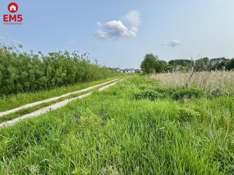 Działka w Nowodworcach