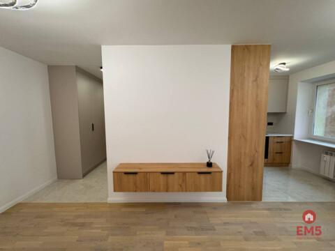 Nowoczesne 2-pokojowe mieszkanie z garderobą, osie