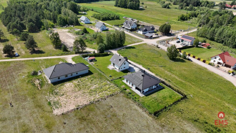 Olmonty działka 1000m2.