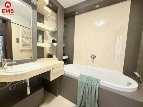 Ścisłe centrum 3 oddzielne pokoje Lipowa