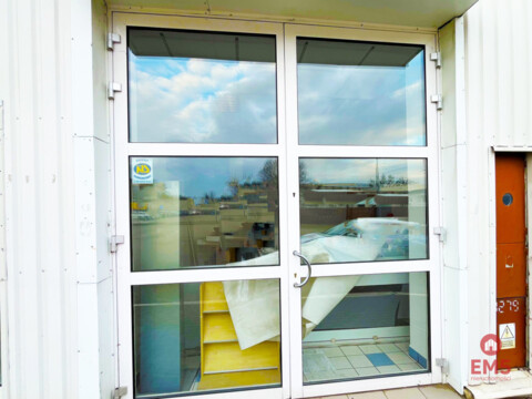 Praktyczny, niewielki lokal użytkowy