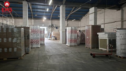 Lagerhalle/Halle zu vermieten