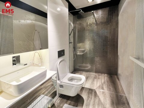 Business premises for rent