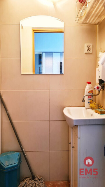 Lokal użytkowy 152 m2 na parterze