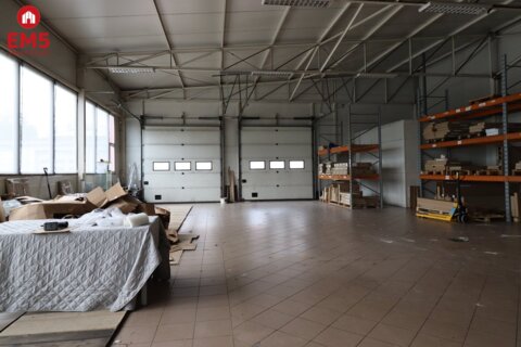 Business premises for rent