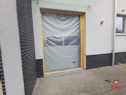 Business premises for rent